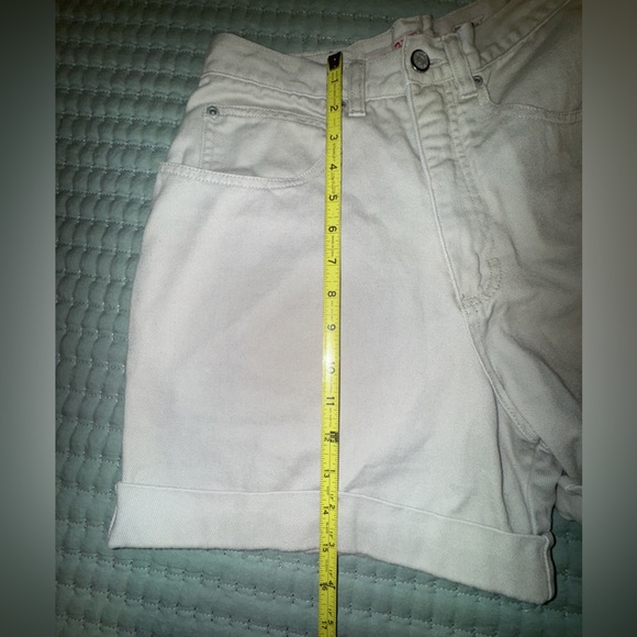 High Sierra Denim Shorts. Vintage cuffed. Size 10. GUC - Picture 8 of 11